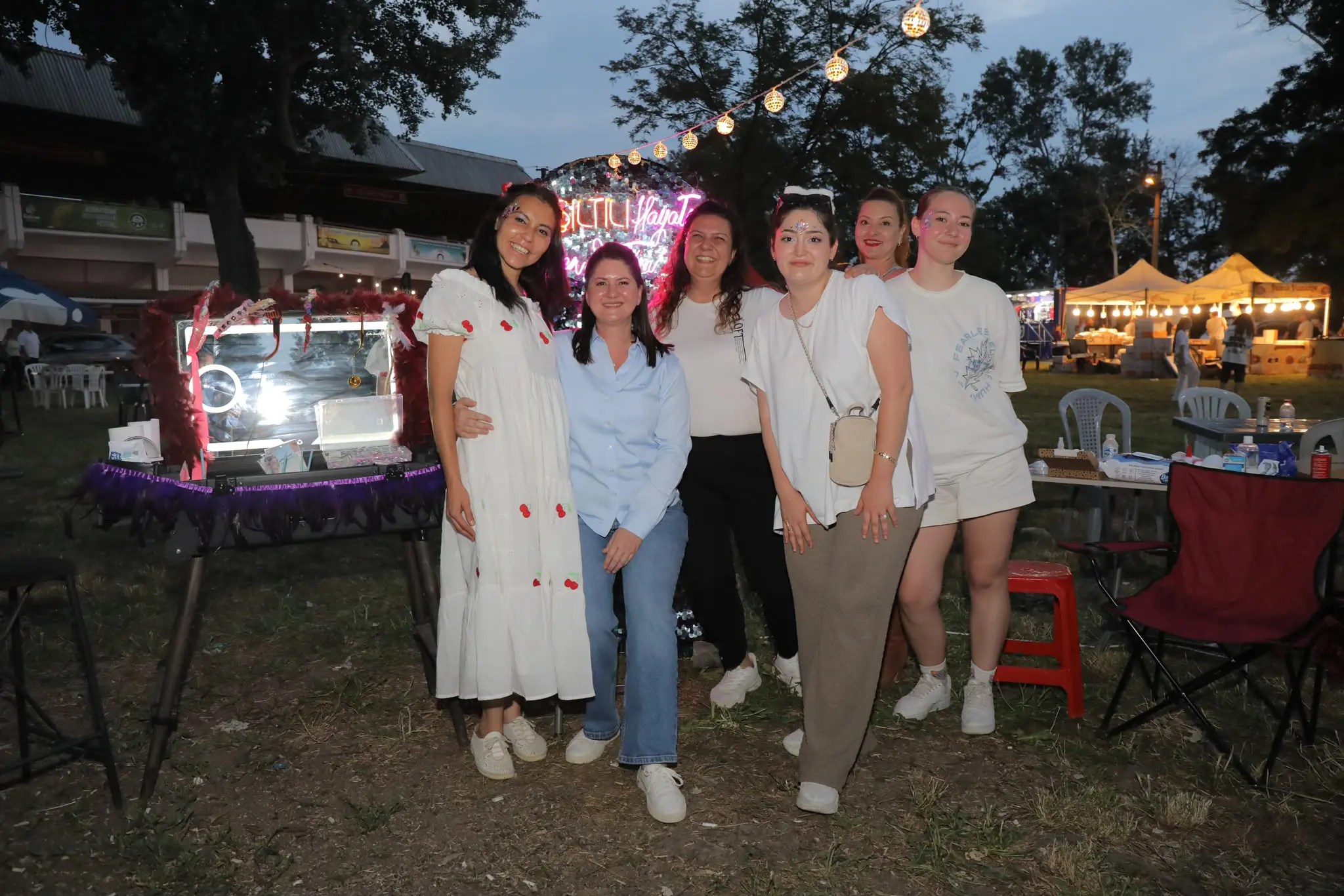 665. KIRKPINAR YAĞLI GÜREŞLERİ FESTİVALİ’NDE EMİR CAN İĞREK VE RİTİM GRUPLARI RÜZGARI ESTİ galeri görseli